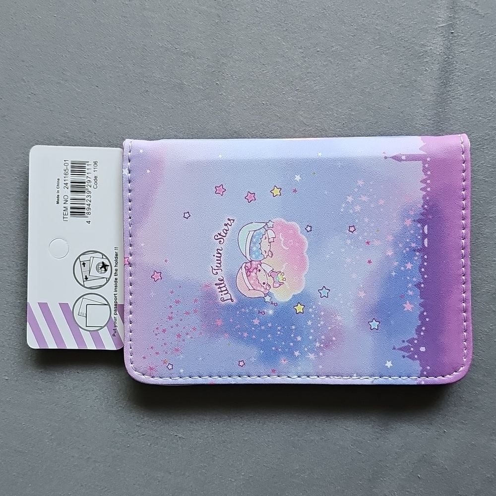 Little Twin Star Passport Holder - Picture 2 of 6